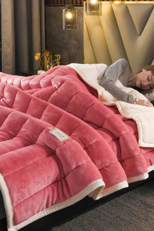Thick Lamb Wool Blanket – Warm Quilted Winter Bed Cover
