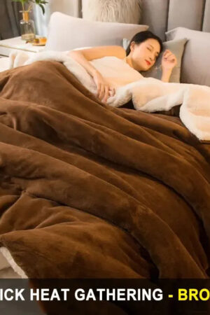 Soft Winter Blanket – Thick Coral Fleece for Home & Travel